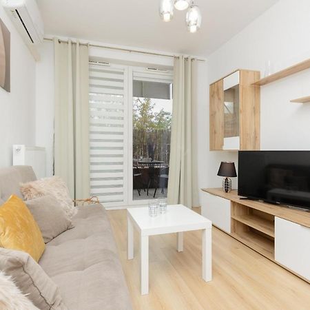 Apartment With Ac Warsaw Mokotow Business Centre By Noclegi Renters Экстерьер фото
