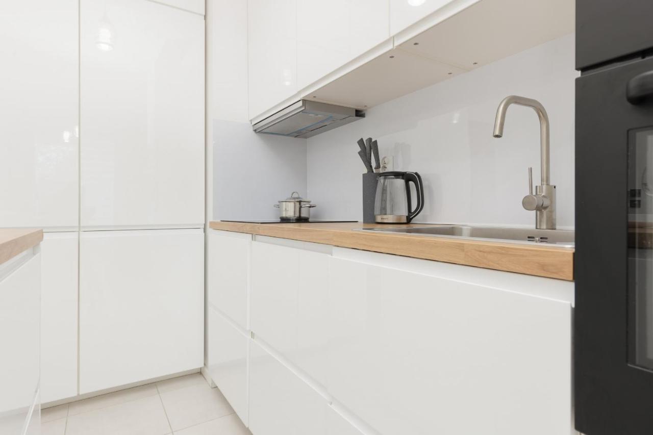 Apartment With Ac Warsaw Mokotow Business Centre By Noclegi Renters Экстерьер фото